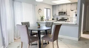 Cozy 2 bedroom 2 baths home - Image 5