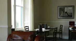 Highlander Inn - Image 2