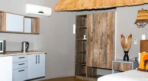 Mela Luxury Game Lodge - Image 4