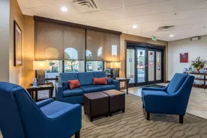 Hotel Suite - Image 5
