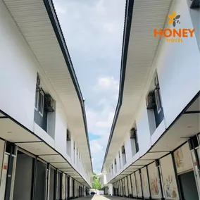 Honey Hotel - Image 3