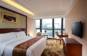 Vienna Hotel Shanghai Happy Valley - Image 4