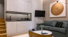 FD Luxury Suites - Image 5