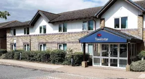 Travelodge Bicester Cherwell Valley M40 - Image 2