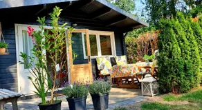 GUESTHOUSE vakantiehuis in een mooie tuin in het centrum van Zuidlaren! - Image 2