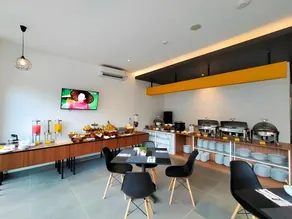 Hayo Hotel Palembang - Image 2