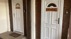 1 Bed Lodge-Sleeps 4-Pet Friendly-Free Parking - Image 4