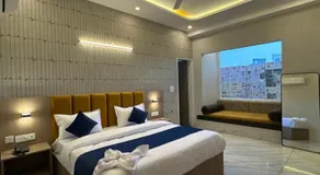 Hotel The Merc - Image 2