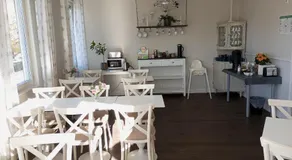 Hotel Charlotte / Stella - Image 2