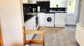 Sunny South Shields House - Image 4