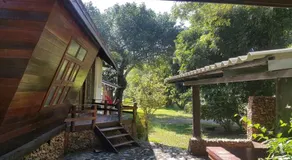 จำค่า ชาเลท์ บ้านพักสวนเกษตร (Jumka Chalet - Home and Farm Stay) - Image 2