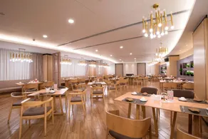 Jin Jiang Pine City Hotel - Image 3