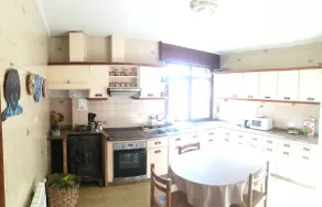 Cozy House with Garden - Image 3