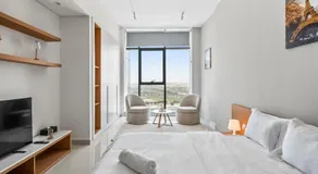 Studio in Dubailand - Bright and Airy - Image 2