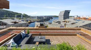 Central Oslo Apartment with Private Balcony - Image 3