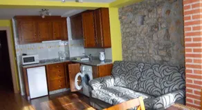 Apartamentos Entrepalacios - Image 3