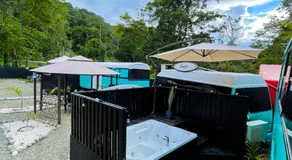 BusHotel Puerto Viejo with private Hot Tube very close to town - Image 4