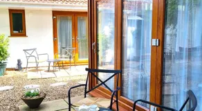 Oak Tree Rooms LTD - Image 3