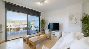 Mediterranean Swing - Acosta Apartment 4, Villa Padierna - Image 2