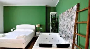 COMÓ EXCLUSIVE - Image 2