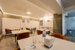 The Empire Hotel Near Dlf Golf course Road I Gurga - Image 5
