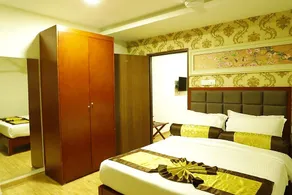 Budget Hotel - Image 2