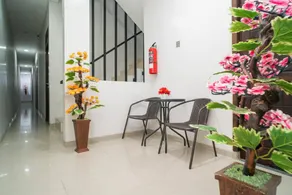RedDoorz at MERR Rungkut Jl Gunung Anyar - Image 2