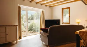 Casa espaiosa amb llar de foc - Image 2