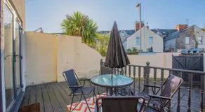 By Lushlets - City Centre Hot tub Pool table - Great for Hens Stags & Rugby groups! - Image 5