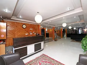 OYO 27818 Hotel Traveller Inn - Image 2