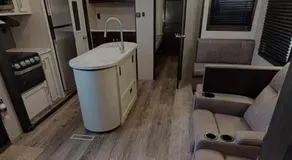 Prêt-à-camper derrière chez nous - Image 2