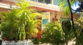 Creole Cottage Homestay - Image 2