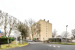 CHEAP STUDIO APPARTMENT - Image 3