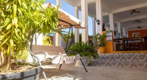 St. James Guesthouse - Image 3