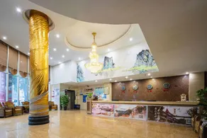 Huayi Premium Hotel (Chongqing Fengdu Ghost City Branch) - Image 3