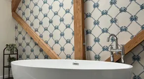 The Pink House - Image 3