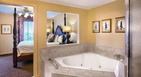 Club Wyndham Old Town Alexandria - Image 2