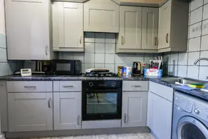 Burnvale Apartment - Image 5