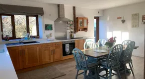 Edge Barn - Image 2