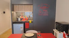 Belgrano, cerca de River, Barrio Chino y del subte, balcón, piscina y WiFi - Image 5