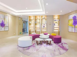 Lavande Hotel Zhongshan Xiaolan Daxin Xinduhui - Image 3