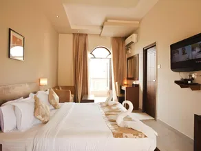 Rega Candolim - Image 2