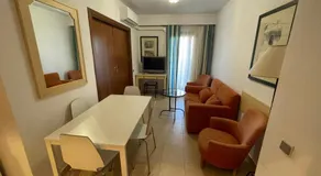 Apartamento Dos Dormitorios Vistas Jardín - Image 2