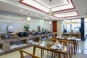 Xinyi Hotel - Image 3