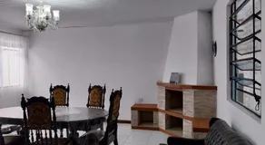 Super Casa I Apto 4 Quartos no Centro - Image 5