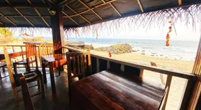 Little Pumpkin Cabanas & seafood restaurant - Image 4