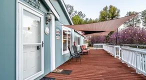 The Nest-2 K Beds-Game Room-Deck-5 min to Mariposa - Image 5