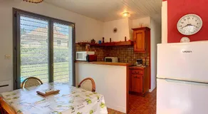 Maison de plain-pied avec jardin, à 200m de la plage et 400m des commerces - FR-1-361-58 - Image 3