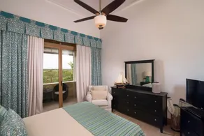Los Altos Residences - Image 5