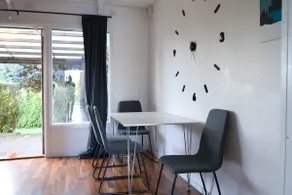 Workers • 8BR • 13 Beds • 2 Kitchens• Parking - Image 3